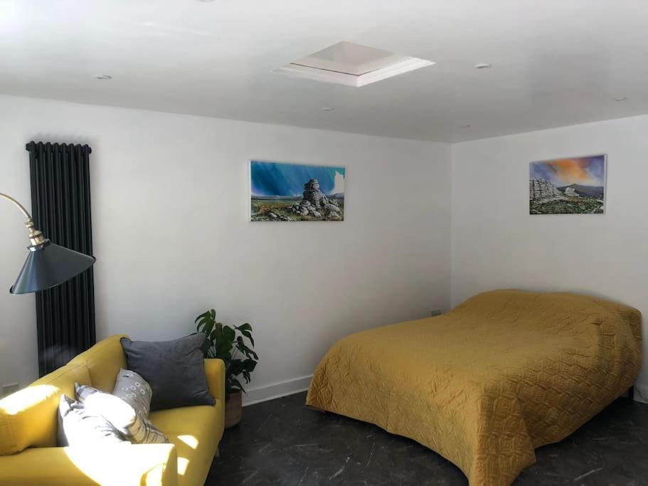 Sharp Tor Riverside Studio Apartment พลีมัธ ภายนอก รูปภาพ